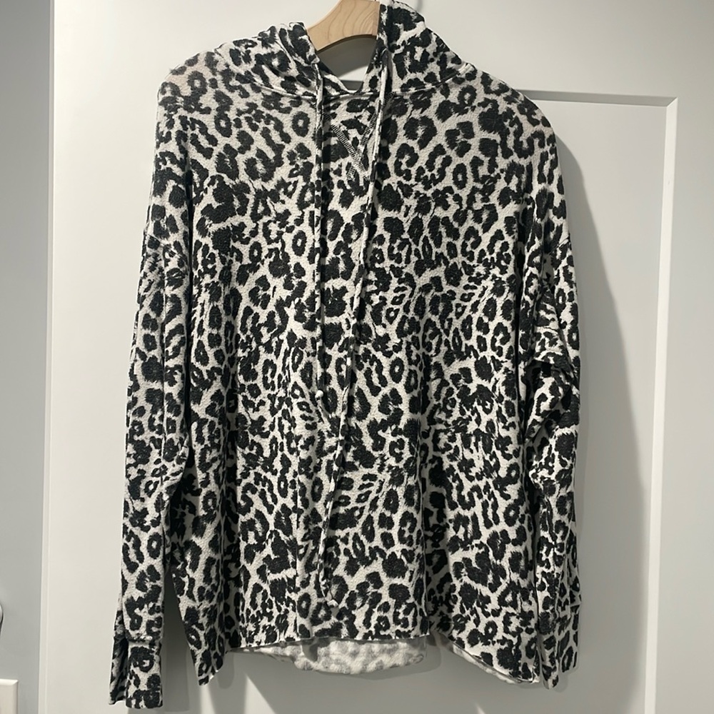 LNA thin leopard hoodie